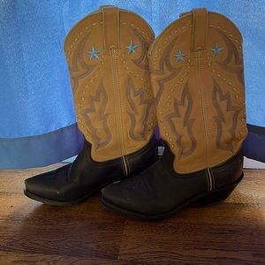 Vintage cowgirl boots!